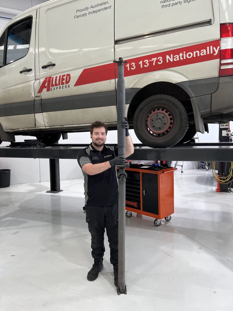 vibrations caused by fault tail shaft driveshaft on mercedes sprinter